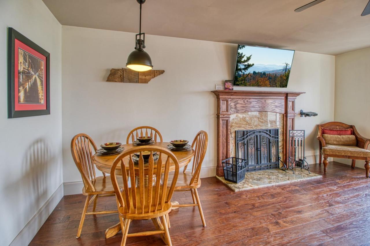 Breathtaking Sunsets, Views, Pool, Heaven Awaits! Villa Gatlinburg Exterior foto